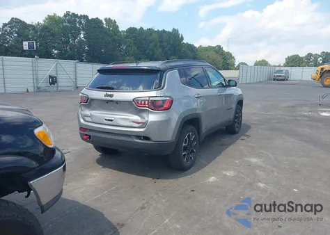 2020 Jeep Compass Trailhawk 4X4 z USA, uszkodzony, nr VIN 3C4NJDDB1LT208188
